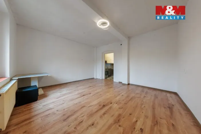 Pronájem bytu 2+1, Karlovy Vary, 1. máje, 55 m2