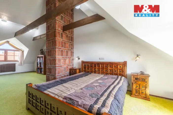Prodej rodinného domu, Hovorany, 262 m2