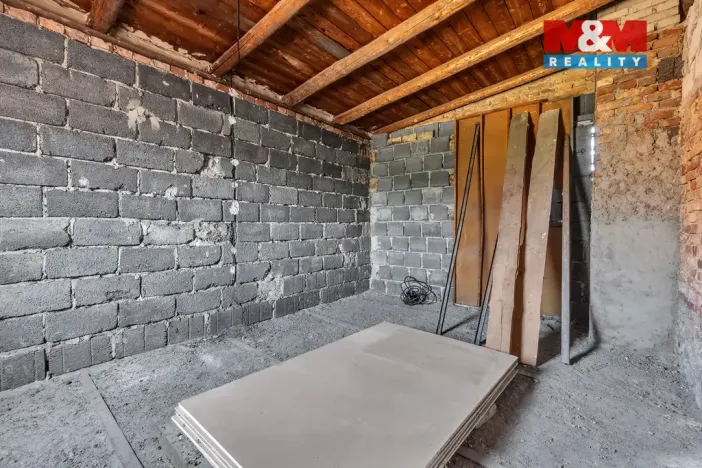 Prodej rodinného domu, Rovensko pod Troskami, Riegrova, 150 m2