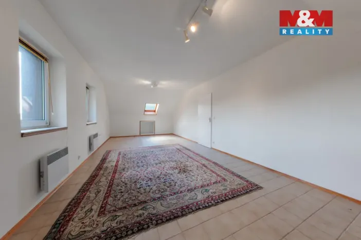 Prodej rodinného domu, Karlovy Vary - Hůrky, 250 m2