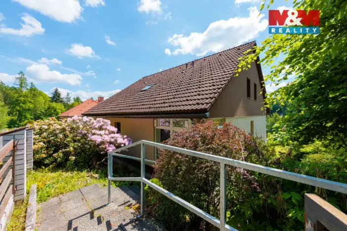 Prodej rodinného domu, Karlovy Vary - Hůrky, 250 m2