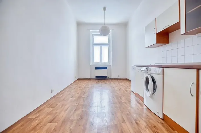 Pronájem bytu 2+kk, Praha - Libeň, Na žertvách, 40 m2