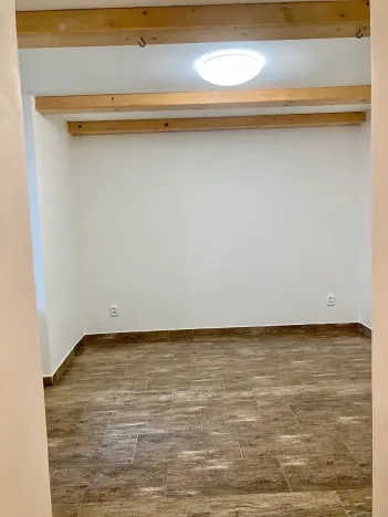 Pronájem bytu 1+1, Praha - Košíře, Vrchlického, 30 m2