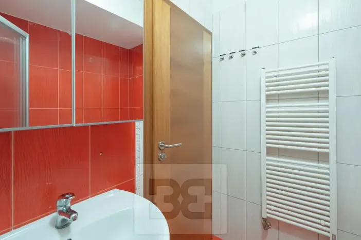 Prodej bytu 3+kk, Praha - Kobylisy, 70 m2