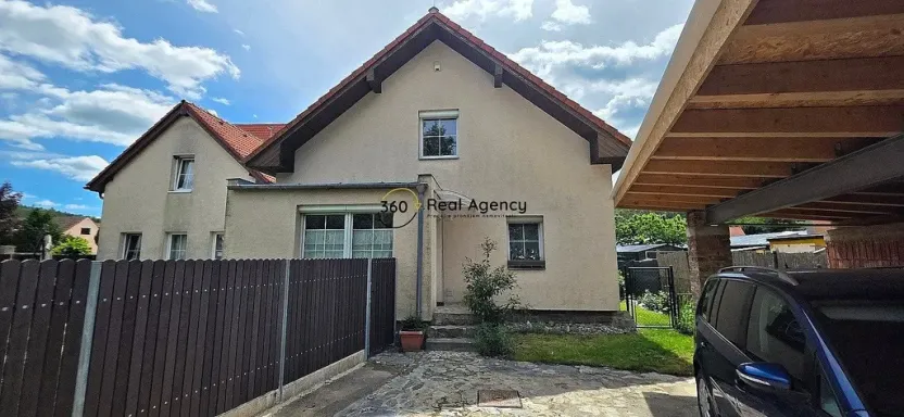 Pronájem rodinného domu, Psáry, U Potoka, 163 m2