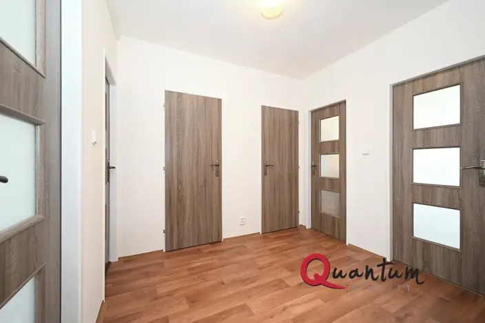 Pronájem bytu 3+1, Praha - Bohnice, Kostřínská, 70 m2