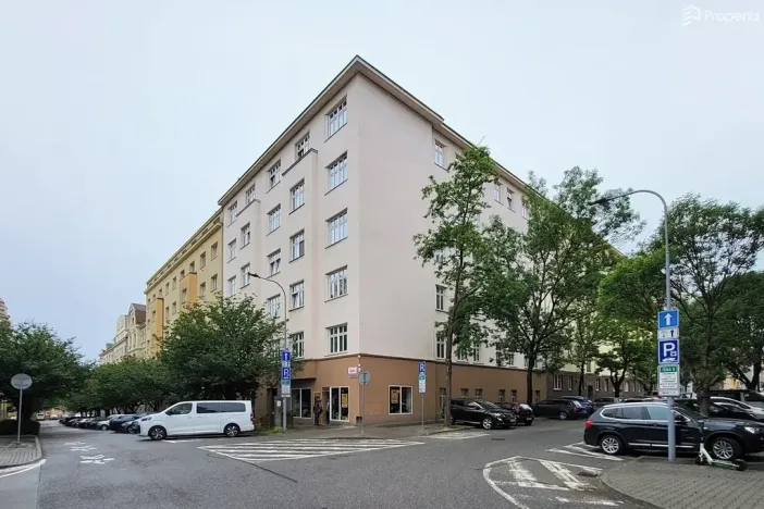 Prodej bytu 4+1, Brno, Čápkova, 135 m2