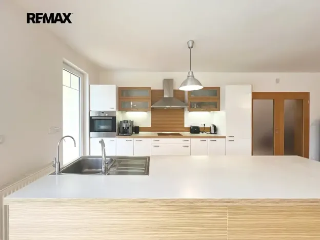 Prodej rodinného domu, Zdiby, U Louže, 275 m2