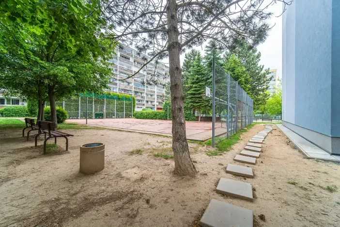Pronájem bytu 2+kk, Praha - Petrovice, Jakobiho, 43 m2