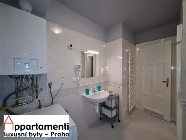 Prodej bytu 3+kk, Praha - Nové Město, Truhlářská, 77 m2
