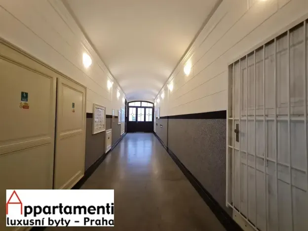 Prodej bytu 3+kk, Praha - Nové Město, Truhlářská, 77 m2