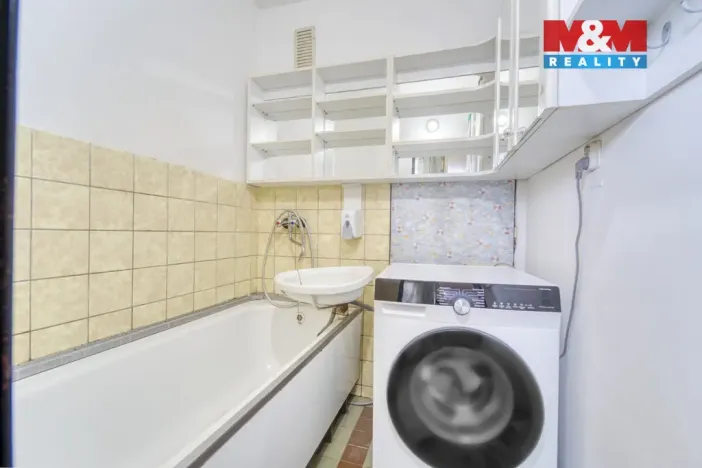 Prodej bytu 2+1, Klatovy - Klatovy III, Plzeňská, 65 m2