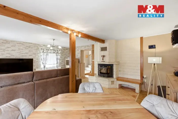 Prodej rodinného domu, Krajková - Dolina, 145 m2