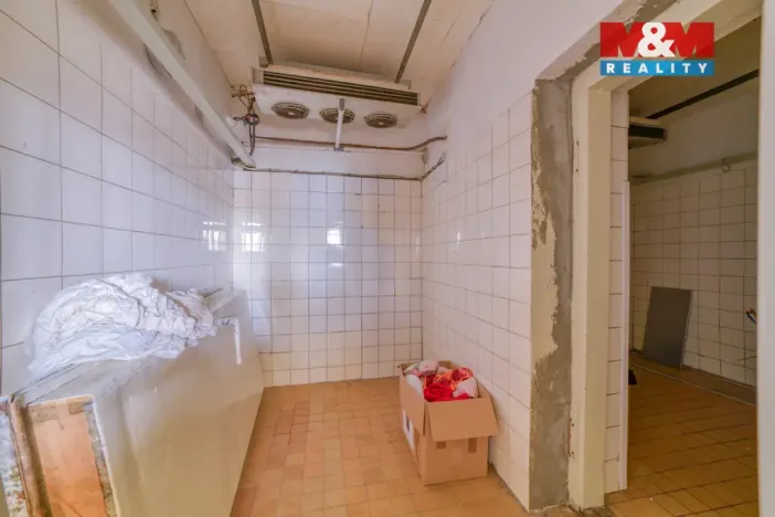 Pronájem obchodního prostoru, Sokolov, Sokolovská, 89 m2