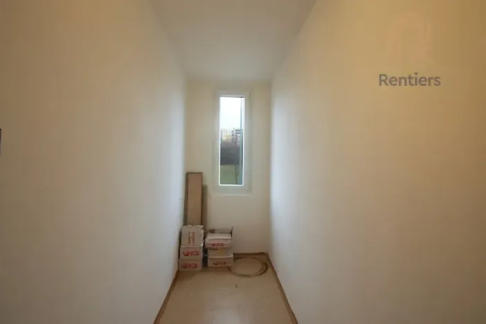 Pronájem bytu 4+1, Praha - Černý Most, Šromova, 85 m2