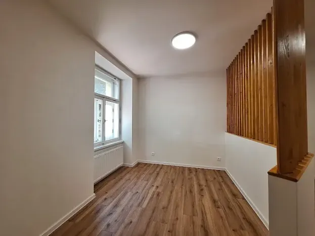 Pronájem bytu 1+1, Praha - Bubeneč, U zeměpisného ústavu, 37 m2