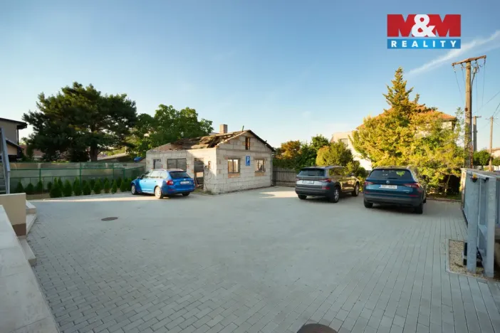 Prodej obchodního prostoru, Lázně Bohdaneč, Škroupova, 202 m2