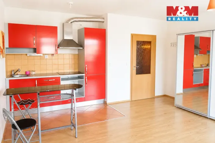 Pronájem bytu 1+kk, Praha - Horní Měcholupy, Boloňská, 33 m2