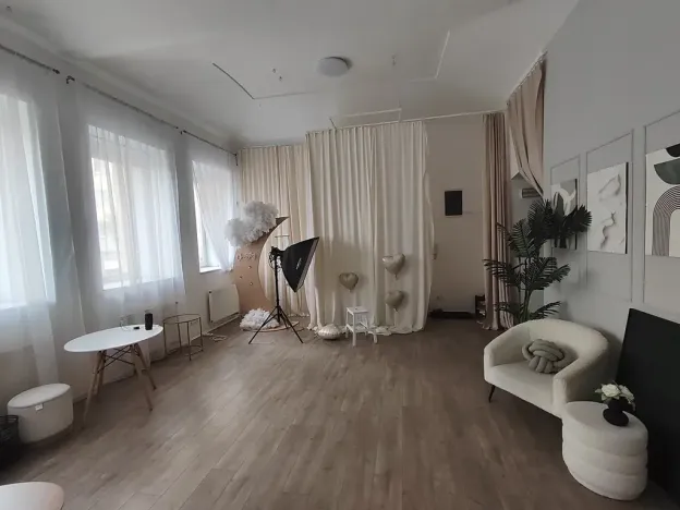 Pronájem obchodního prostoru, Praha - Košíře, Plzeňská, 120 m2