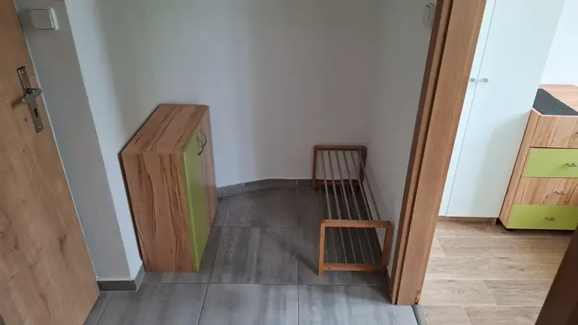Pronájem bytu 1+kk, Jihlava, Hálkova, 18 m2