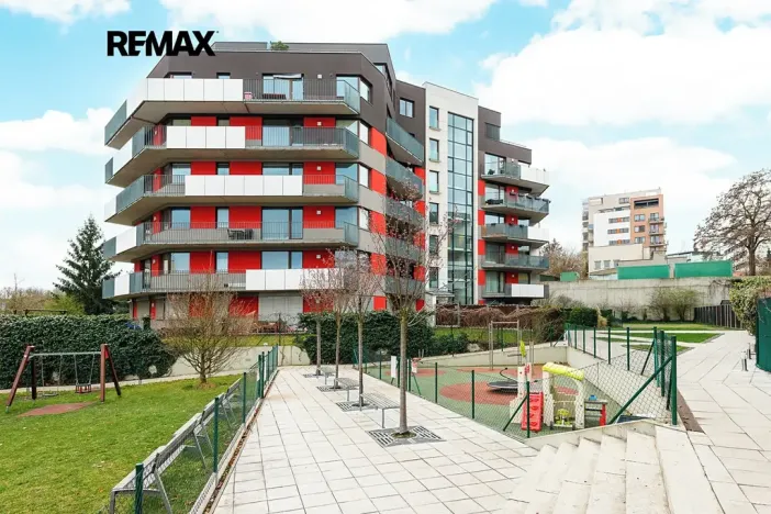Prodej bytu 2+kk, Praha - Hlubočepy, Devonská, 64 m2