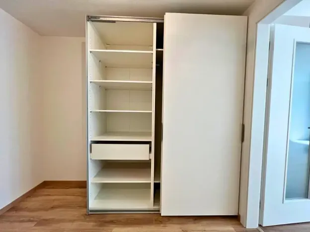 Pronájem bytu 1+kk, Praha, Poděbradská, 38 m2