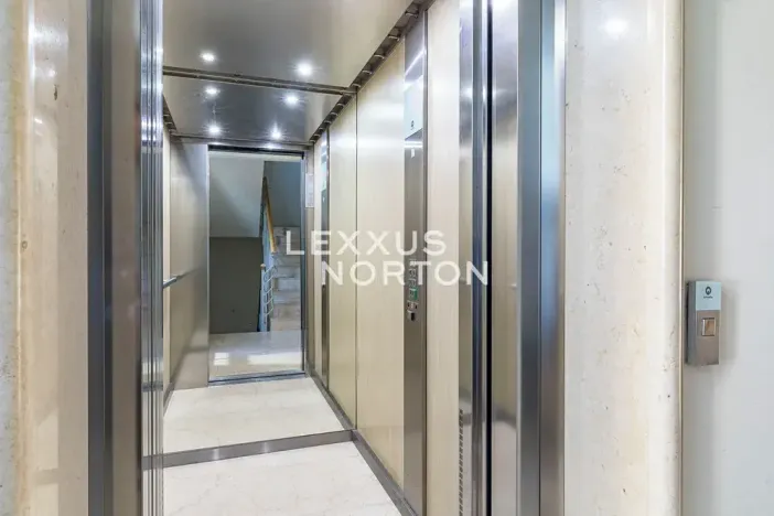 Prodej bytu 4+kk, Praha - Smíchov, Holečkova, 134 m2