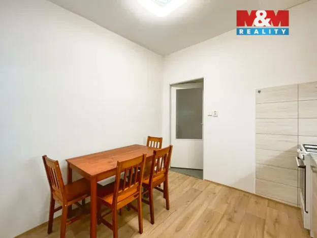 Prodej bytu 2+1, Koryčany, Zámecká, 56 m2