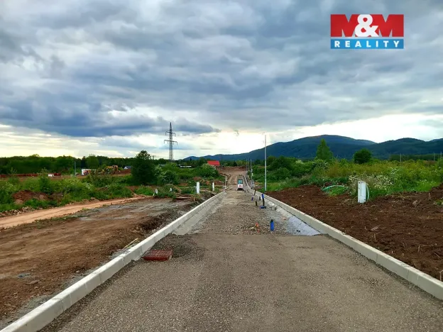 Prodej pozemku pro bydlení, Ostrov - Kfely, 1352 m2