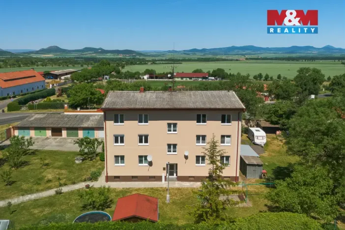 Prodej bytu 3+1, Slavětín, Nádražní, 64 m2