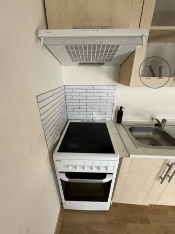 Pronájem bytu 2+kk, České Budějovice, Křižíkova, 40 m2