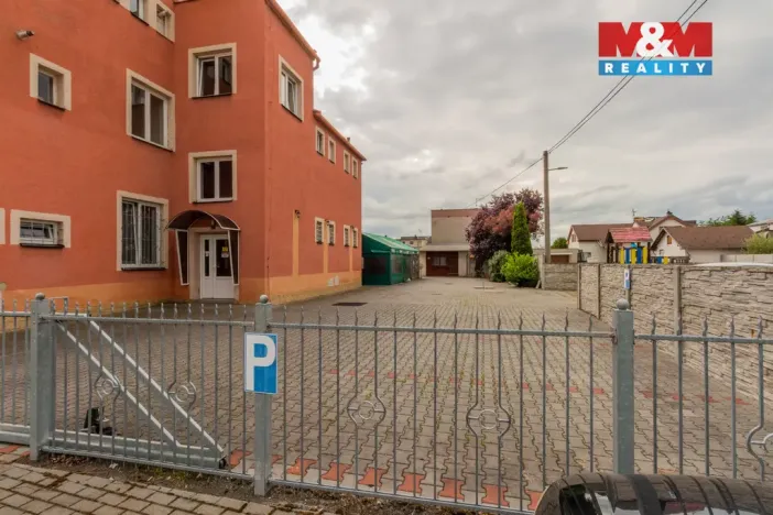 Prodej obchodního prostoru, Kravaře, Opavská, 1355 m2