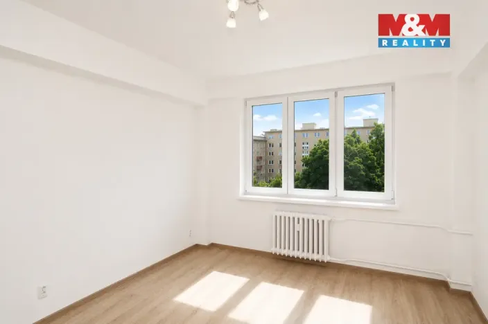 Pronájem bytu 2+1, Ostrava - Poruba, Nezvalovo náměstí, 57 m2