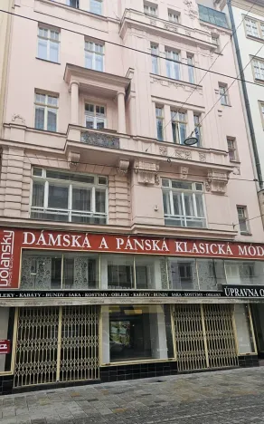 Pronájem obchodního prostoru, Brno, Masarykova, 89 m2
