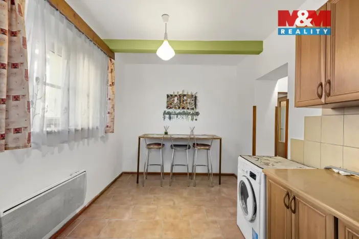 Prodej bytu 2+1, Polička - Horní Předměstí, E. Beneše, 64 m2