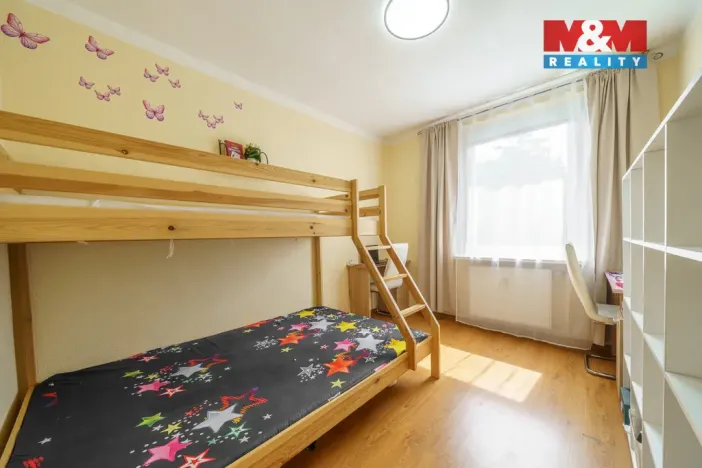 Prodej bytu 3+1, Sokolov, Slavíčkova, 66 m2