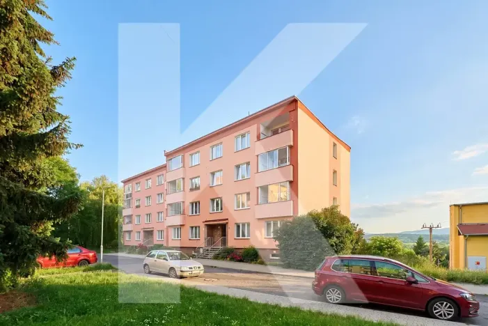 Prodej bytu 3+1, Karlovy Vary, Klínovecká, 86 m2