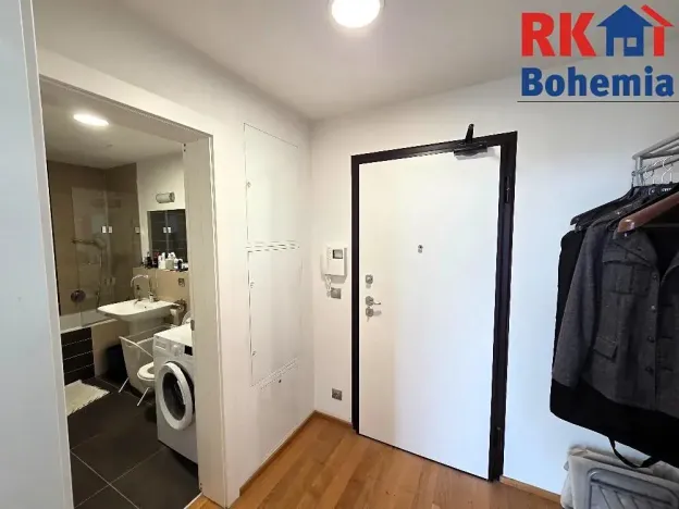 Pronájem bytu 2+kk, Praha - Nusle, K sídlišti, 39 m2