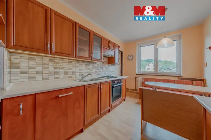 Prodej bytu 4+1, Střelná, 82 m2