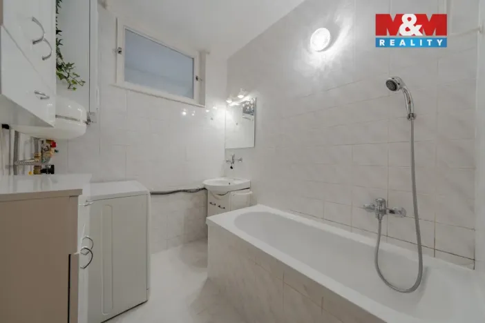Prodej bytu 4+1, Střelná, 82 m2