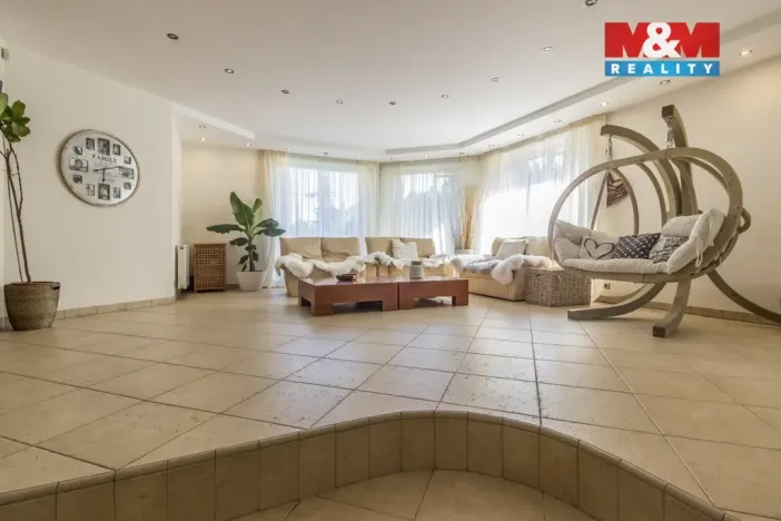 Prodej rodinného domu, Třebestovice, V zákruží, 280 m2