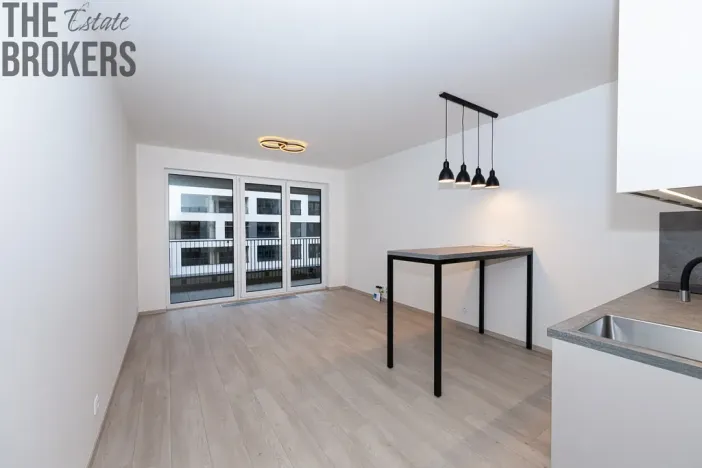 Pronájem bytu 1+kk, Praha - Hloubětín, Poděbradská, 33 m2