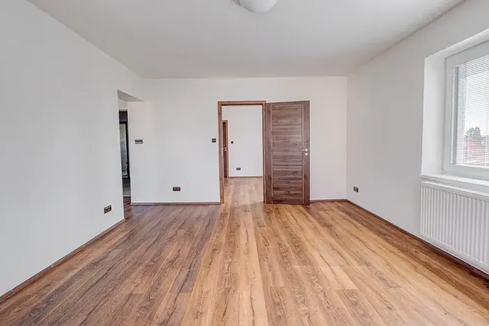 Dražba bytu 4+kk, Úvaly, Kollárova, 94 m2