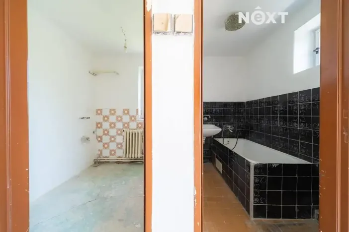 Prodej rodinného domu, Karviná, nám. Ondry Foltýna, 180 m2