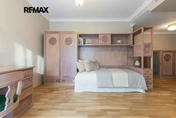 Prodej bytu 4+kk, Praha - Žižkov, Ke kapslovně, 133 m2