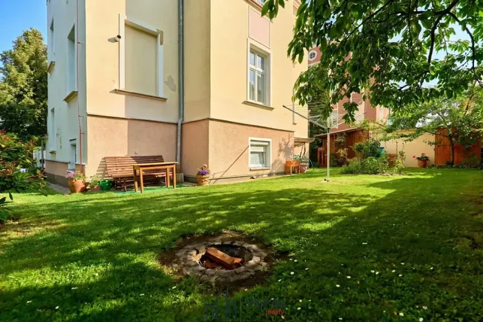 Prodej bytu 2+1, Karlovy Vary, Anglická, 48 m2