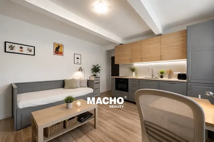 Pronájem bytu 2+kk, Praha - Modřany, Karasova, 50 m2
