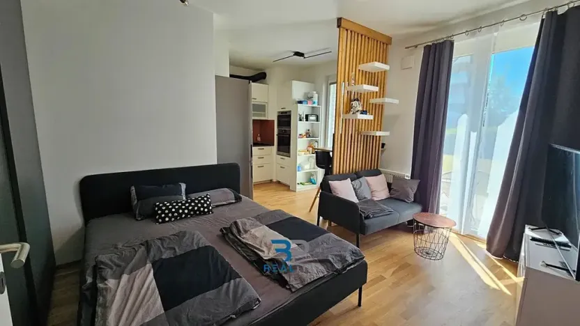 Pronájem bytu 1+kk, Praha - Hlubočepy, Novotného, 26 m2