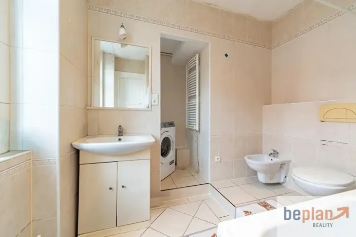 Pronájem bytu 2+1, Karlovy Vary, Moskevská, 60 m2