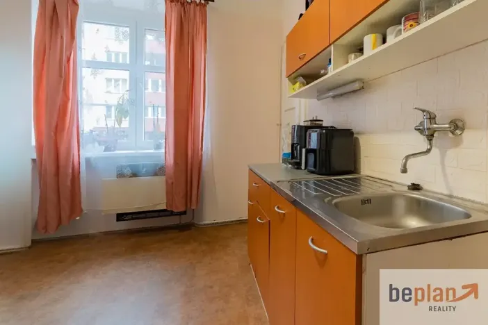 Pronájem bytu 2+1, Karlovy Vary, Moskevská, 60 m2